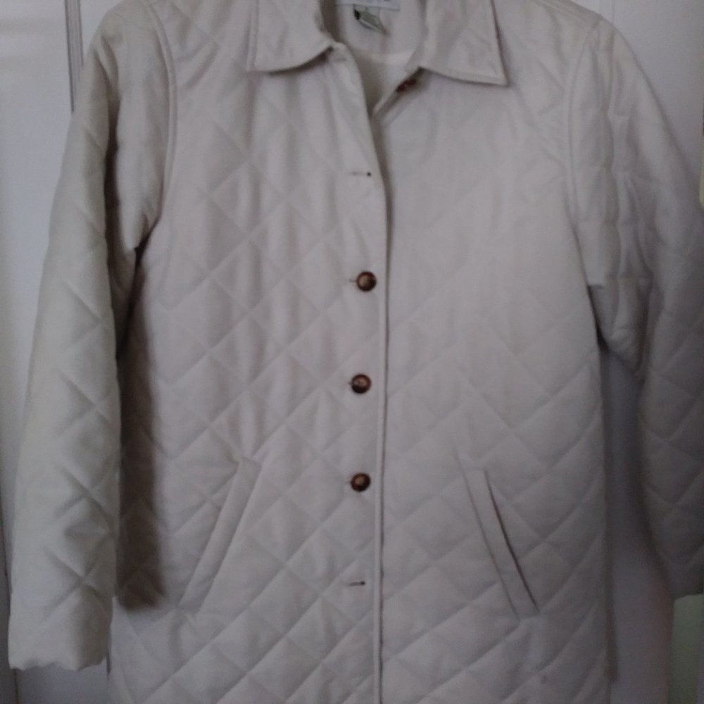 Orvis.  Jacket. Winter white.